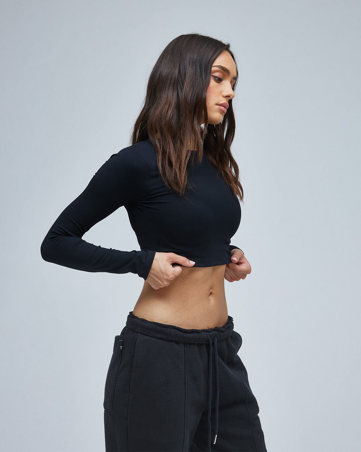 Long Sleeve Crop Top - Black - ThirtyYears